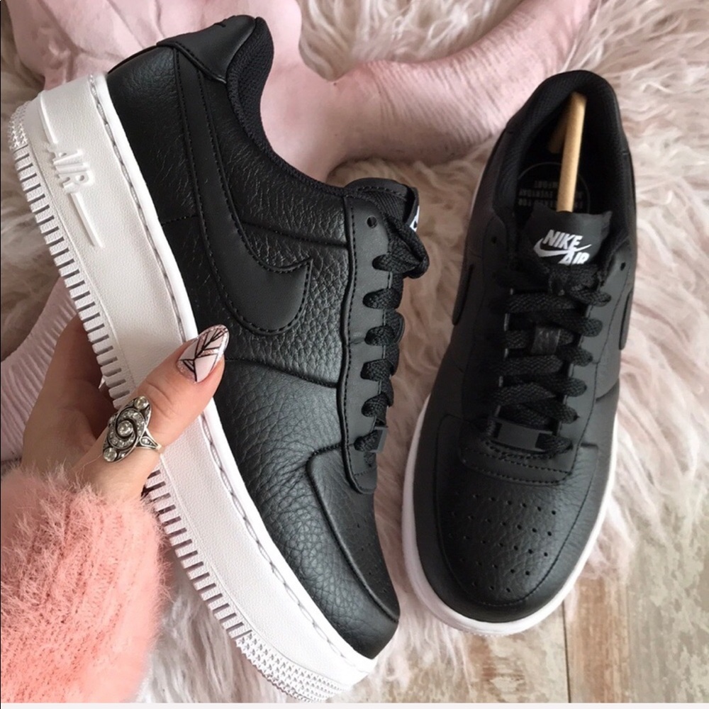 NWT Nike Air Force 1 upstep Black Leather - Picture 4 of 8
